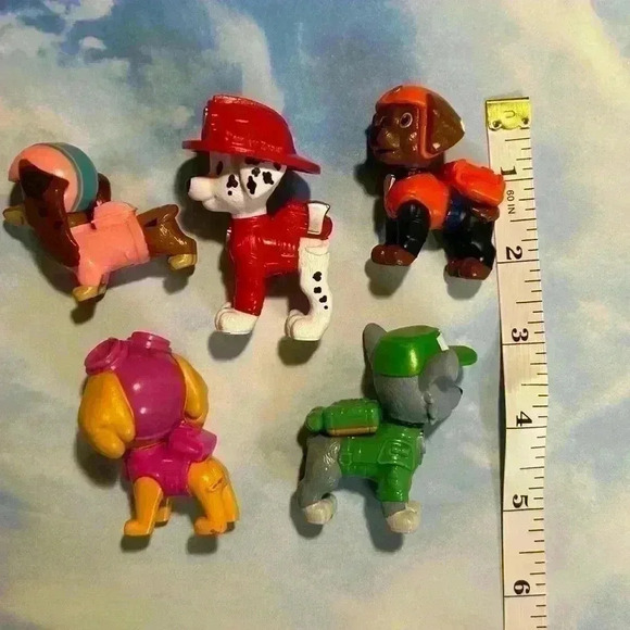 Paw Patrol Action Figures Set of 5 - Picture 3 of 4